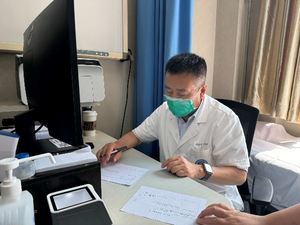极速！国产首个全人源抗IL-17A单抗开来由方，，，，惠及患者